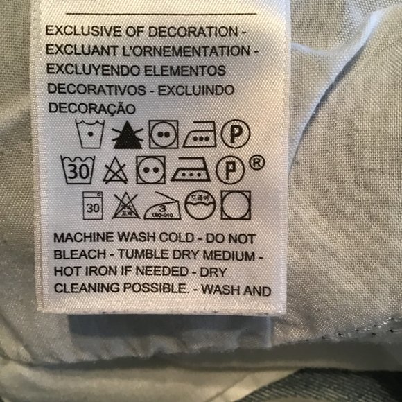 Levi’s Premium Distressed High Rise Button Fly Wedgie Jeans - Picture 11 of 11